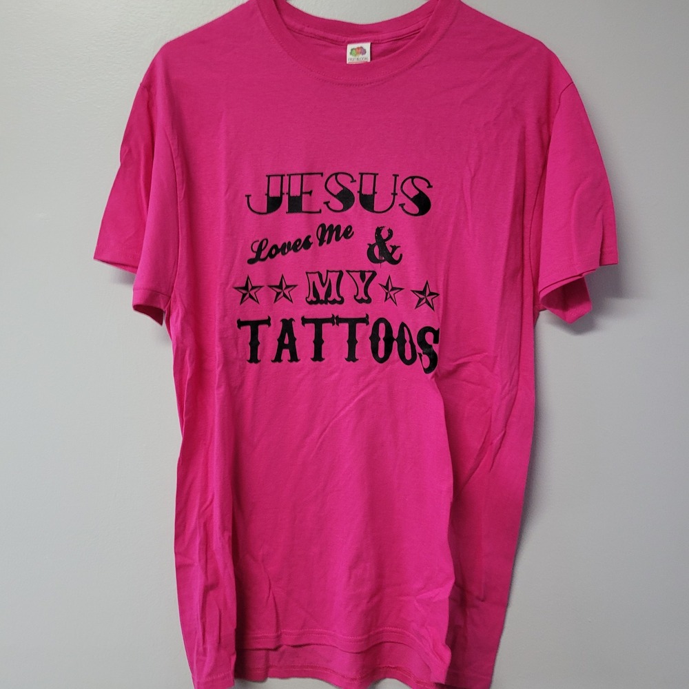 Fruit of the Loom Pink Jesus Loves Me‎ and My Tattoos Graphic T-Shirt Medium